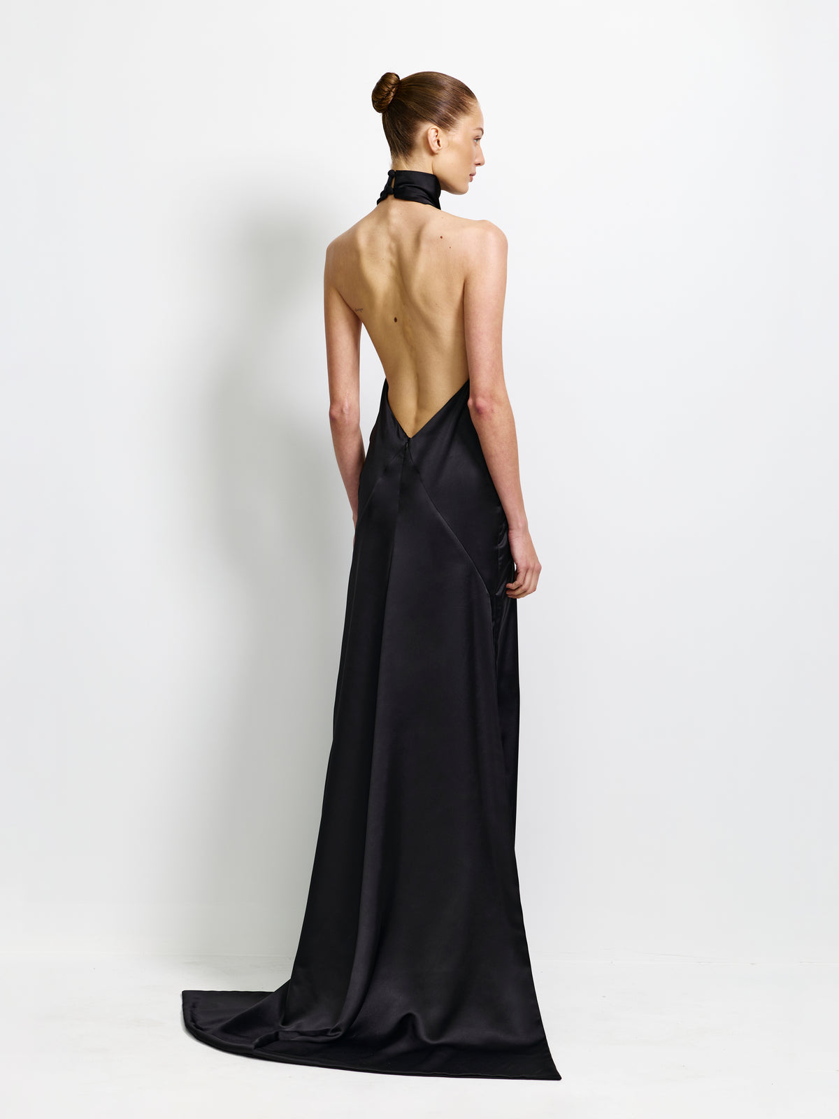 Antonia Gown - Black - EFFIE KATS