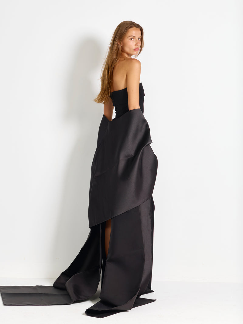 Liberty Cape - Black - EFFIE KATS